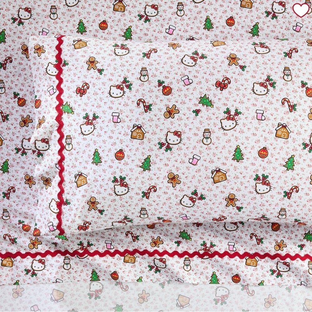 🎀Pottery Barn🎀 x Hello Kitty Heritage Gingerbread Organic Twin/Twin XL Sheet Set